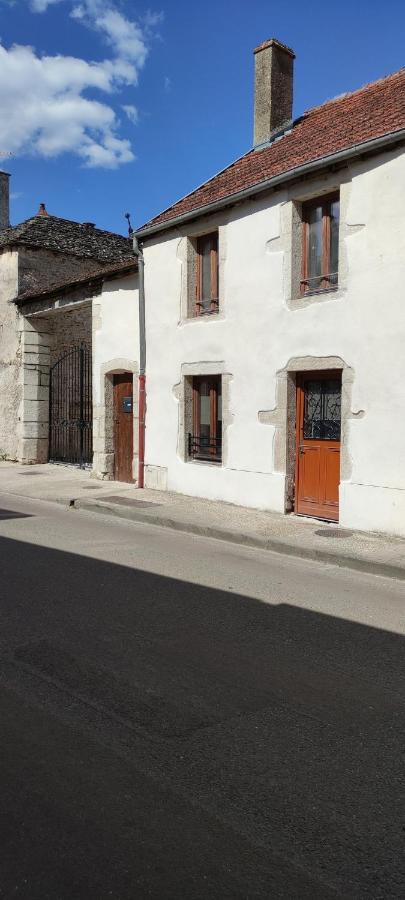 Gite Rue Pasteur イス・シュル・ティーユ エクステリア 写真